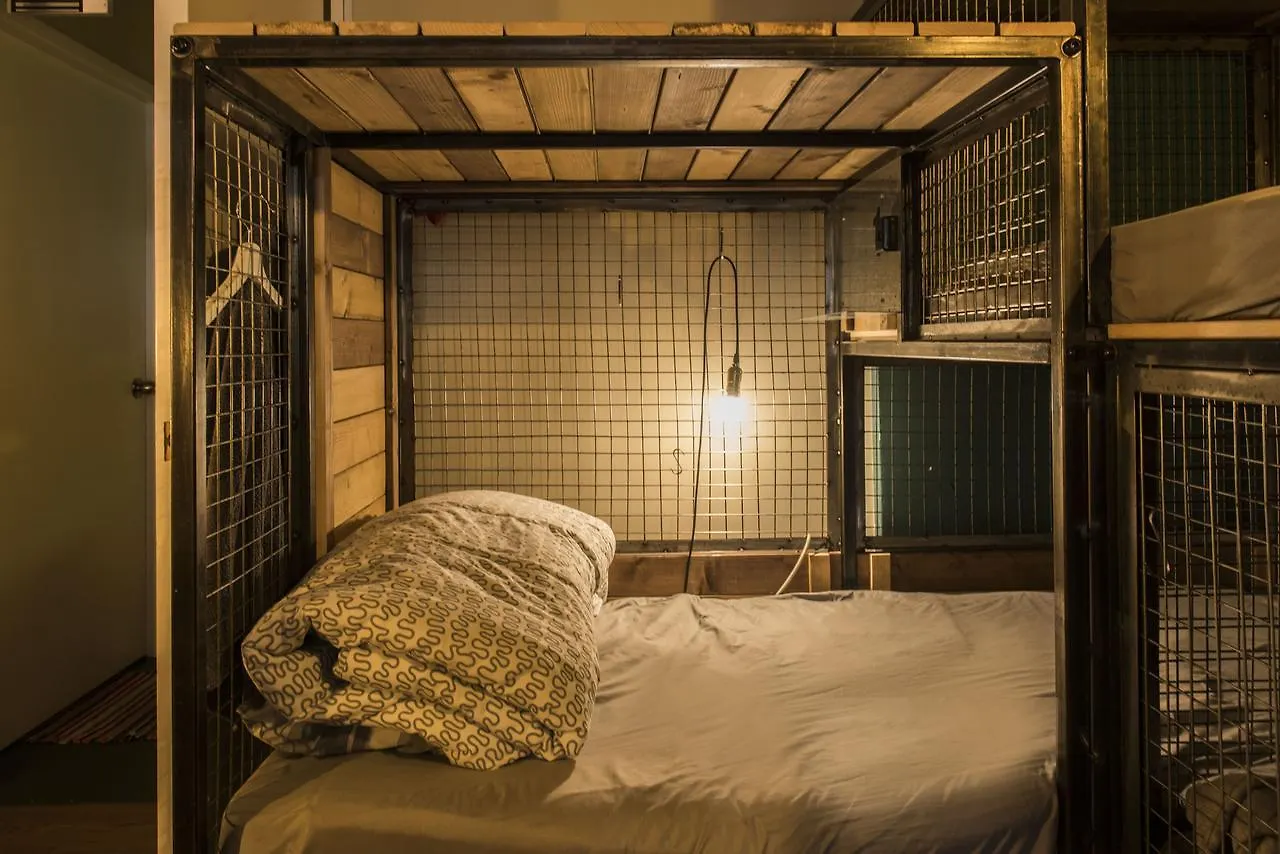 Wontonmeen Hong Kong Hostel