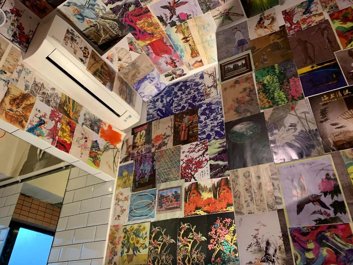 Wontonmeen Hong Kong Hostel