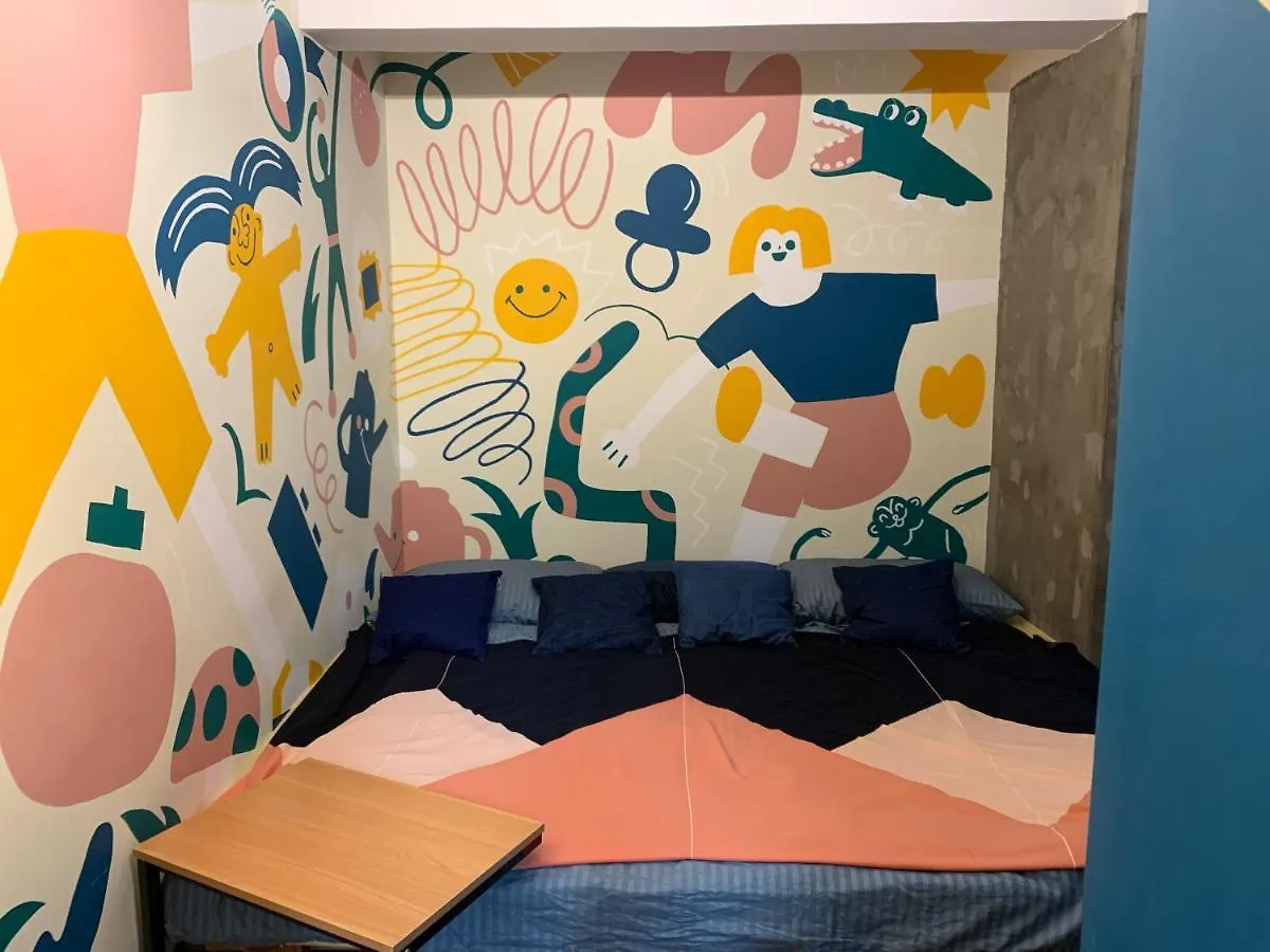 Wontonmeen Hong Kong Hostel